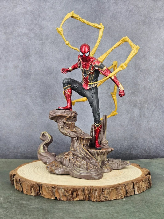 SpiderMan on Trunk Metal Body 24CM