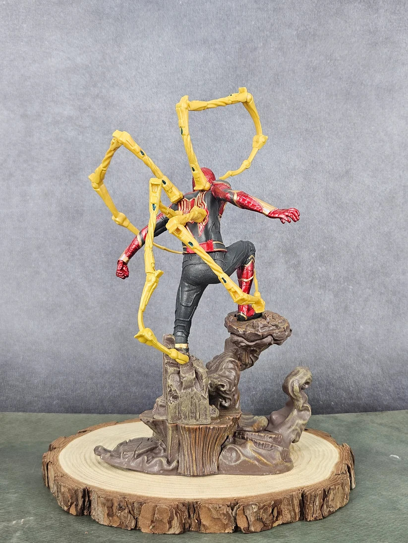 SpiderMan on Trunk Metal Body 24CM
