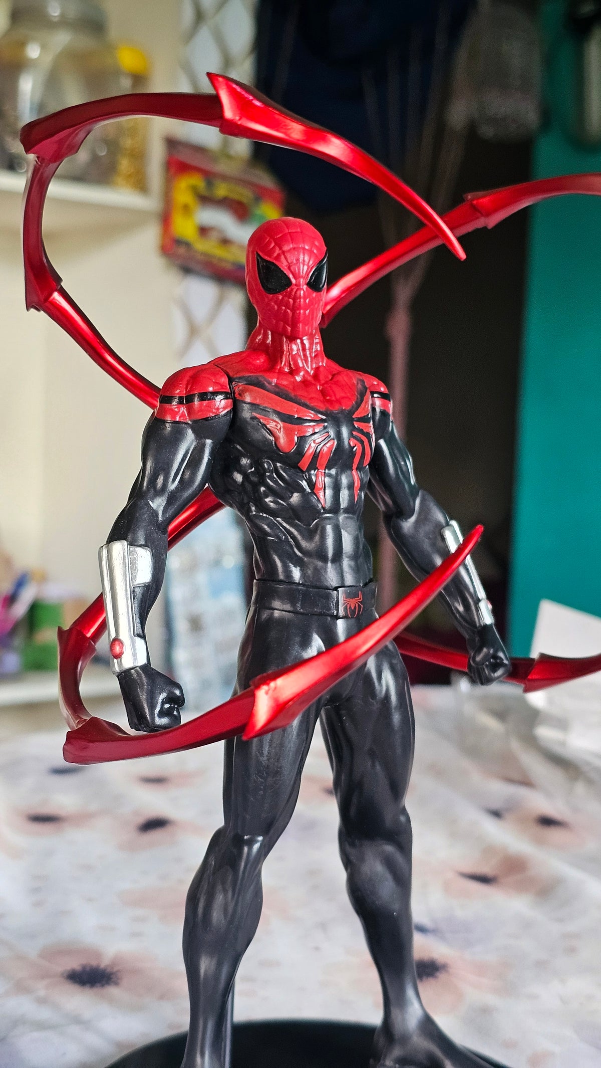 SpiderMan Premium Movable Figure